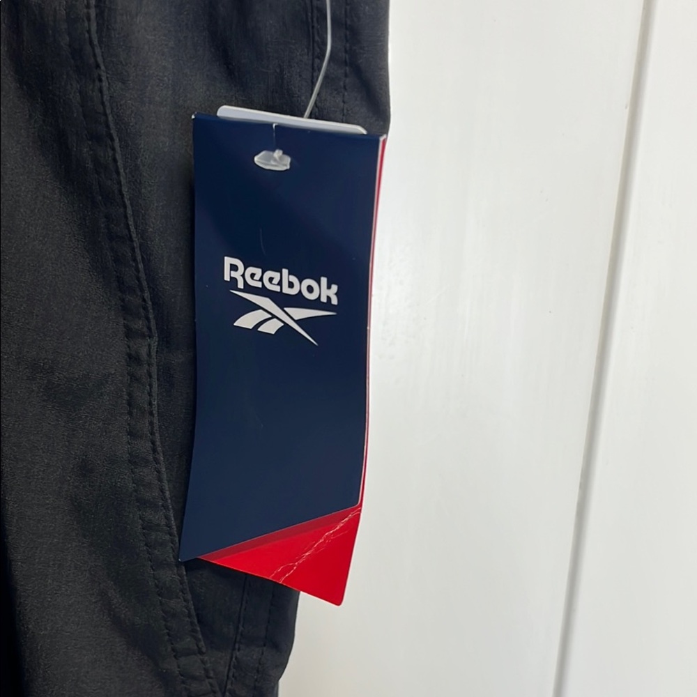 NWT Reebok Black Athletic Shorts with Elastic Waistband - Picture 3 of 9